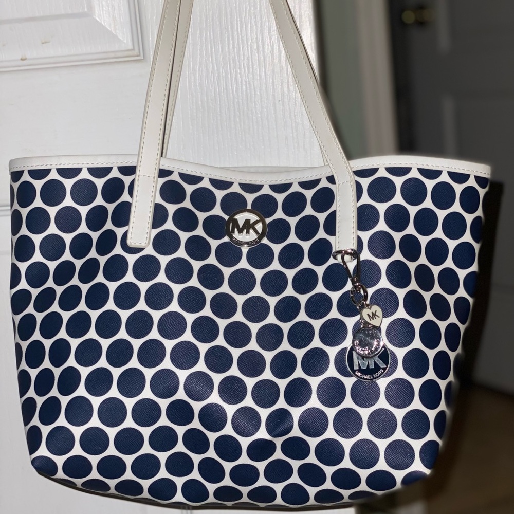 15.5x9.5” Michael Kors bucket bag purse- white with navy polka dots. Excellent!